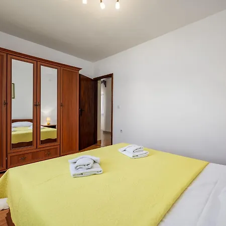 Beautiful In With Sauna Holiday home